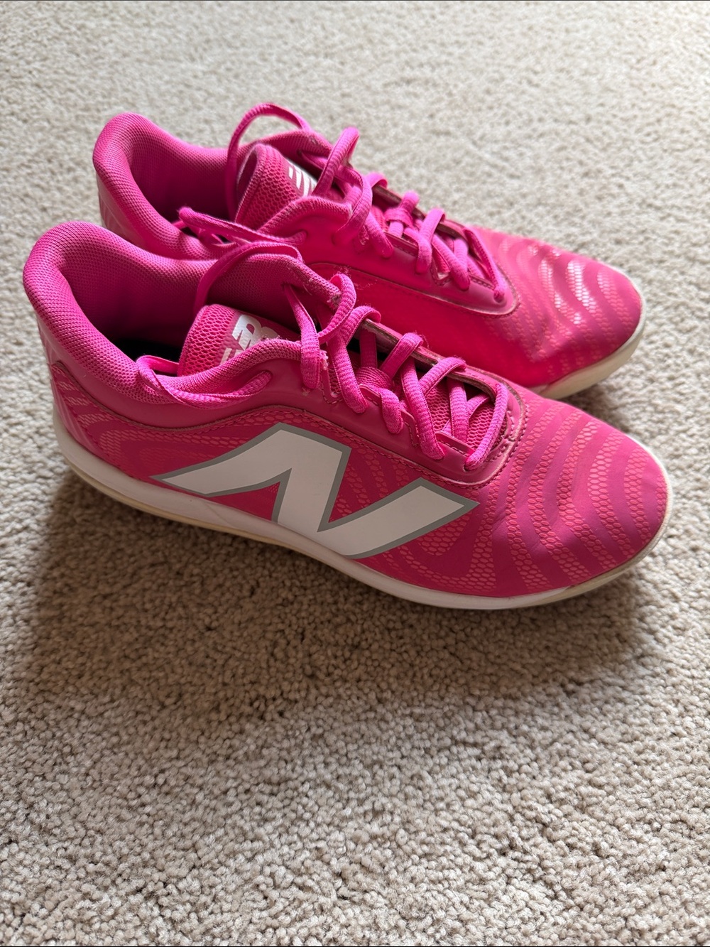 New Balance Pink Baseball Cleats
